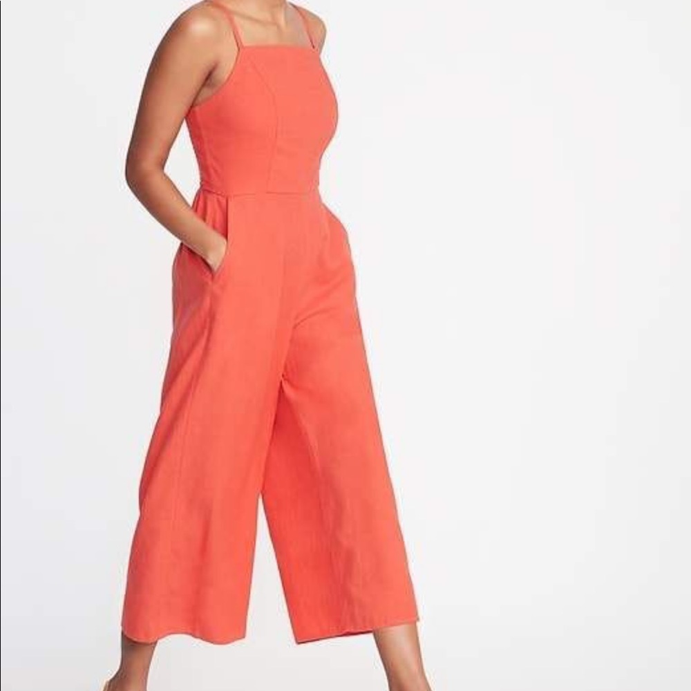 Old navy linen jumpsuit